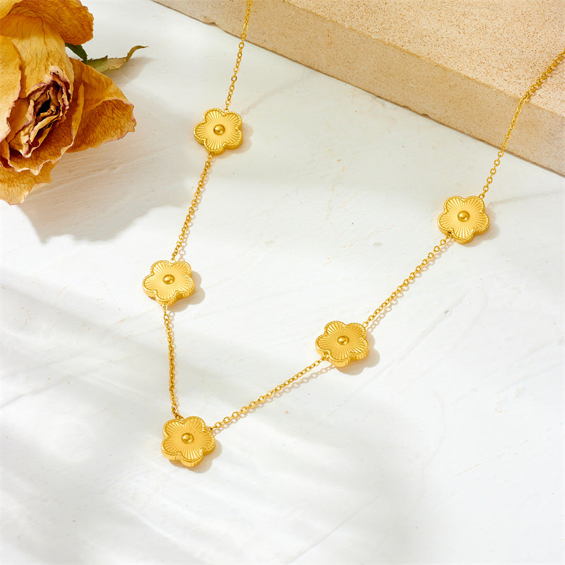 18K Gold Pieces Five Leaf Clover Necklace