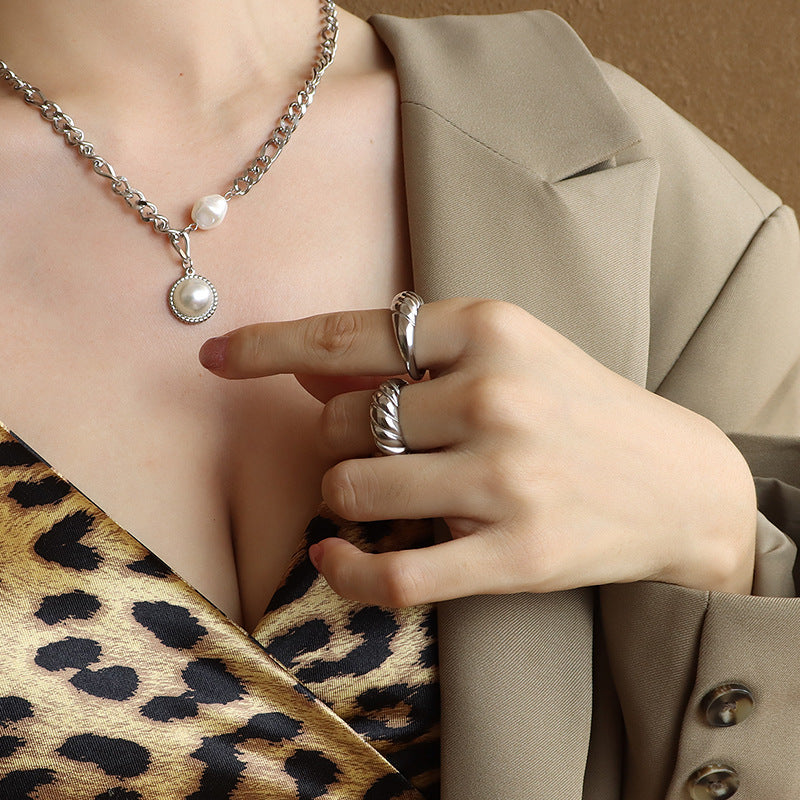 Chunky Twist Bread Ring Steel/Gold