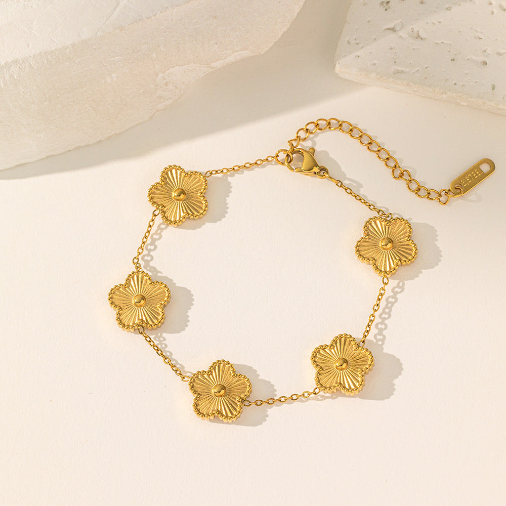 18K Gold Five Piece Five Leaf Clover Bracelet