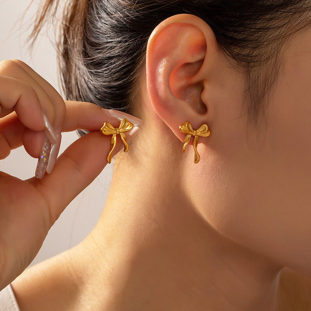 18K Gold Bowknot Stud Earrings