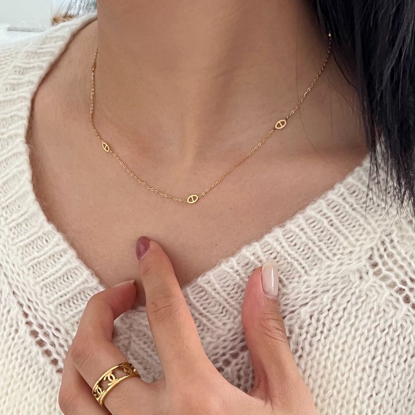 18K Gold Dainty Pig Nose Chain Necklace