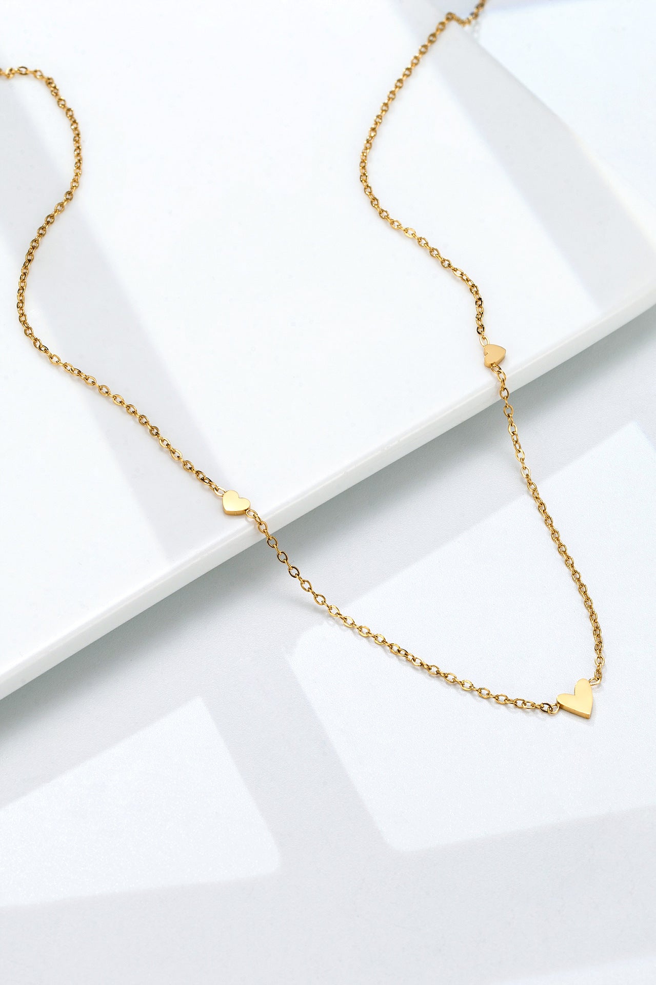 Dainty Small Heart 18K Gold Thin Necklace